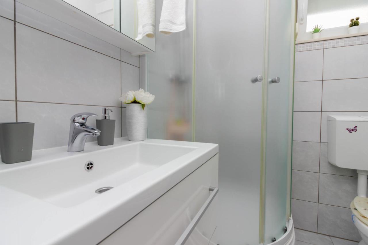 Apartman Tara Daire Zadar Dış mekan fotoğraf