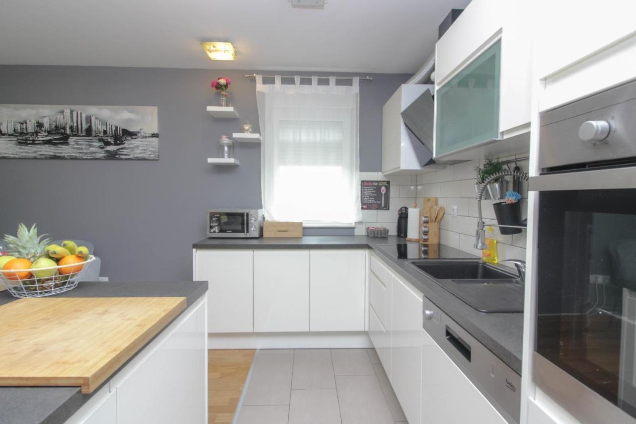 Apartman Tara Daire Zadar Dış mekan fotoğraf